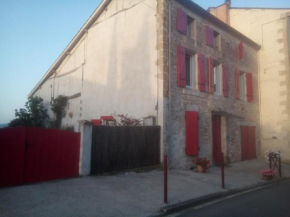 Hotels in Grateloup-Saint-Gayrand